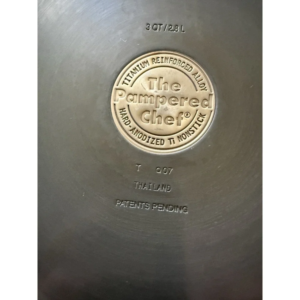 The Pampered Chef 3 Quart Hard-Anodized Non-Stick Sauce Pan With Lid
